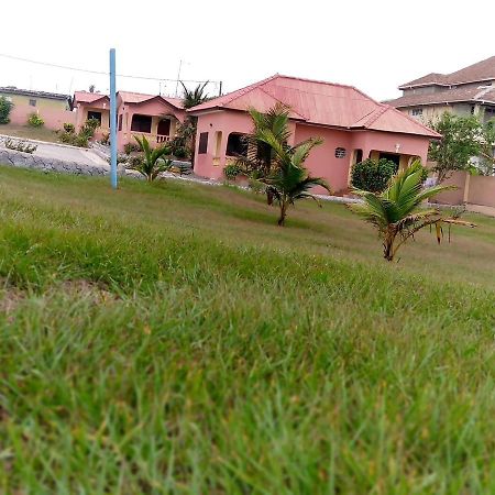 Magjoy Royal Beach Resort Winneba Exterior photo